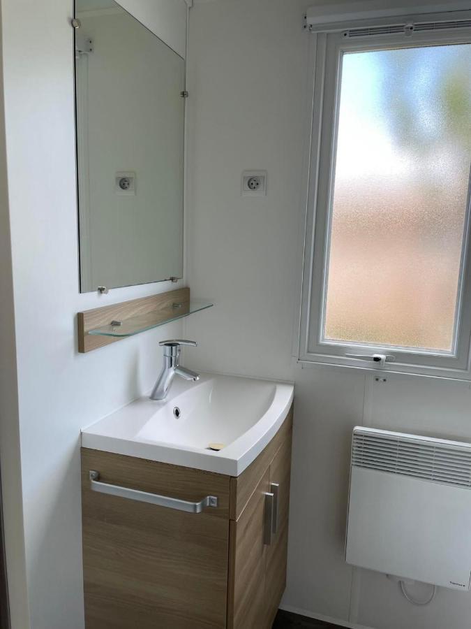 Mobil Home Tout Confort 6 Personnes Avec Wifi Onzain Buitenkant foto